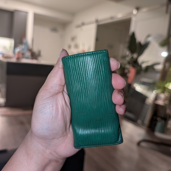 LV Green EPI key holder - Picture 2 of 6